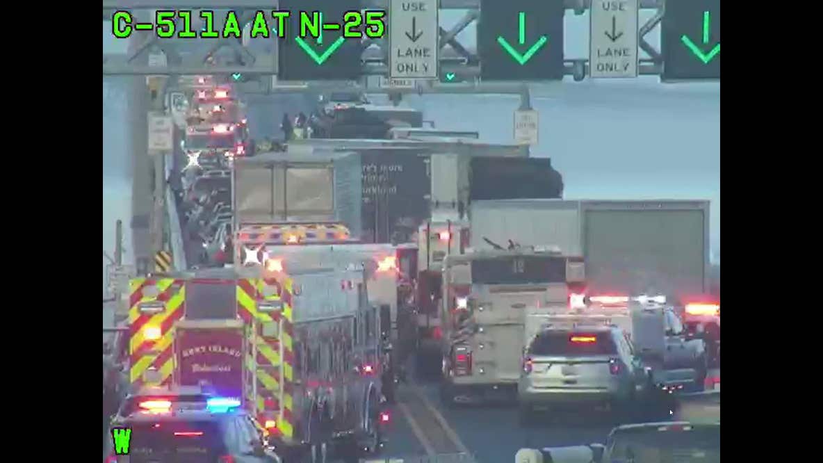 Bay Bridge multi-vehicle crash shuts down all lanes